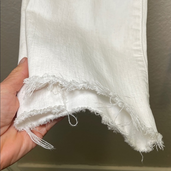 Madewell Cali Demi Boot Women's Cropped White Jeans with Frayed Hem 30 - Picture 5 of 7